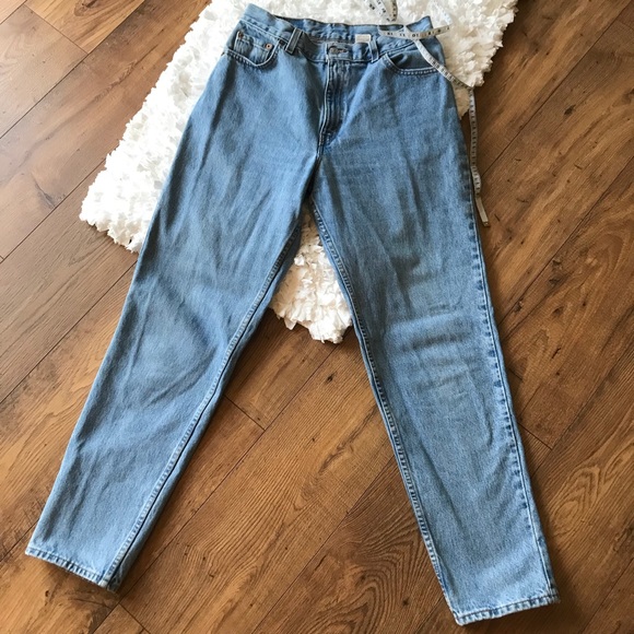 Levi's Denim - Vintage Levi’s High Rise Mom Jeans 550 Tapered